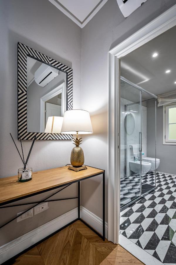 Hs4u Ricasoli Luxury Near Duomo N. 3 Apartamento *