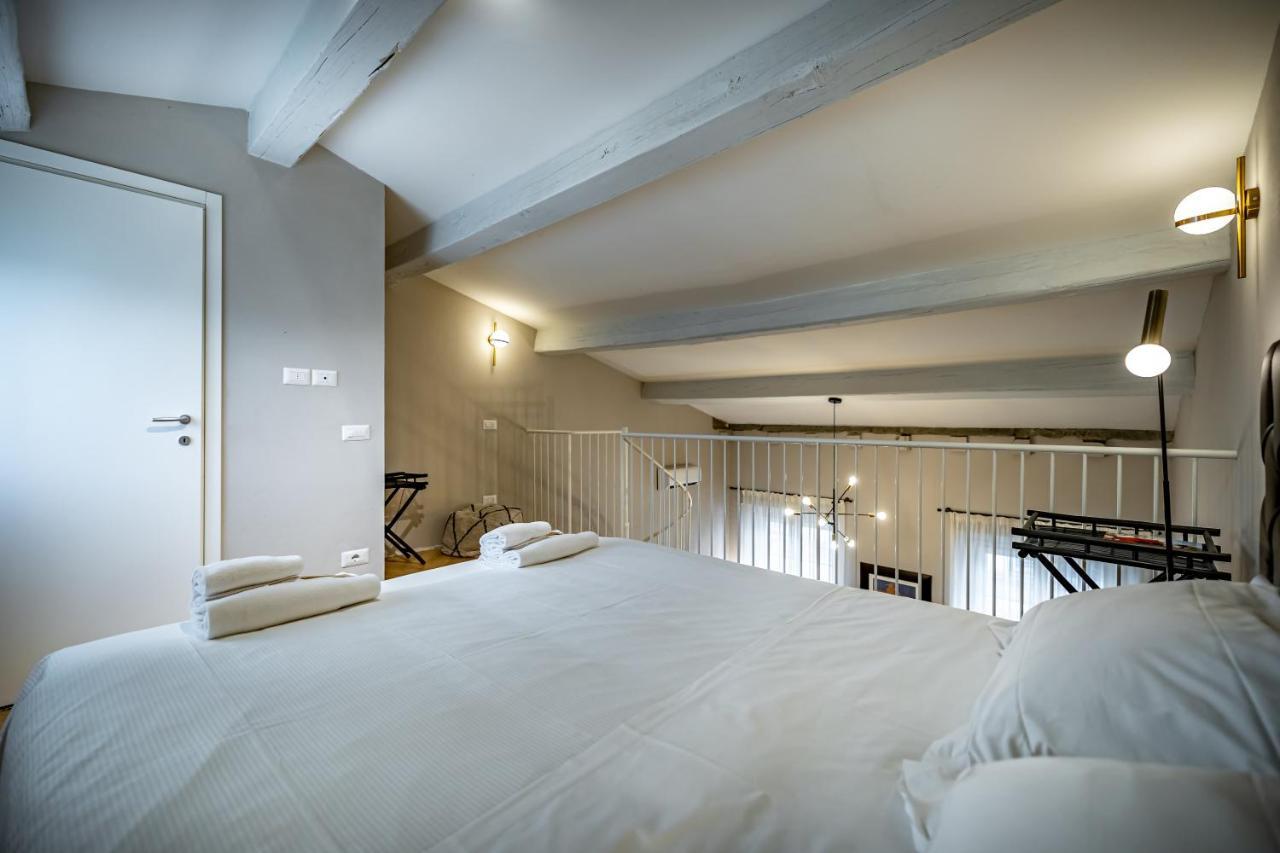 Apartamento Hs4u Ricasoli Luxury Near Duomo N. 3 *